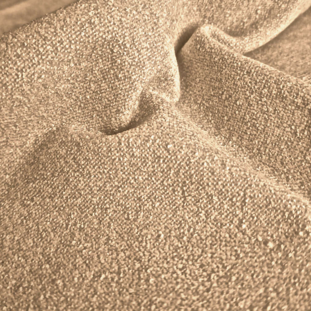 Tessuto Amy Nature Am01 drappeggiato – micro bouclé vellutato, colore beige