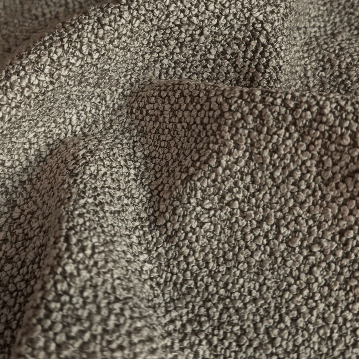 Tessuto Cloe Dark Brown CL16 drappeggiato – bouclé dai riccioli fitti