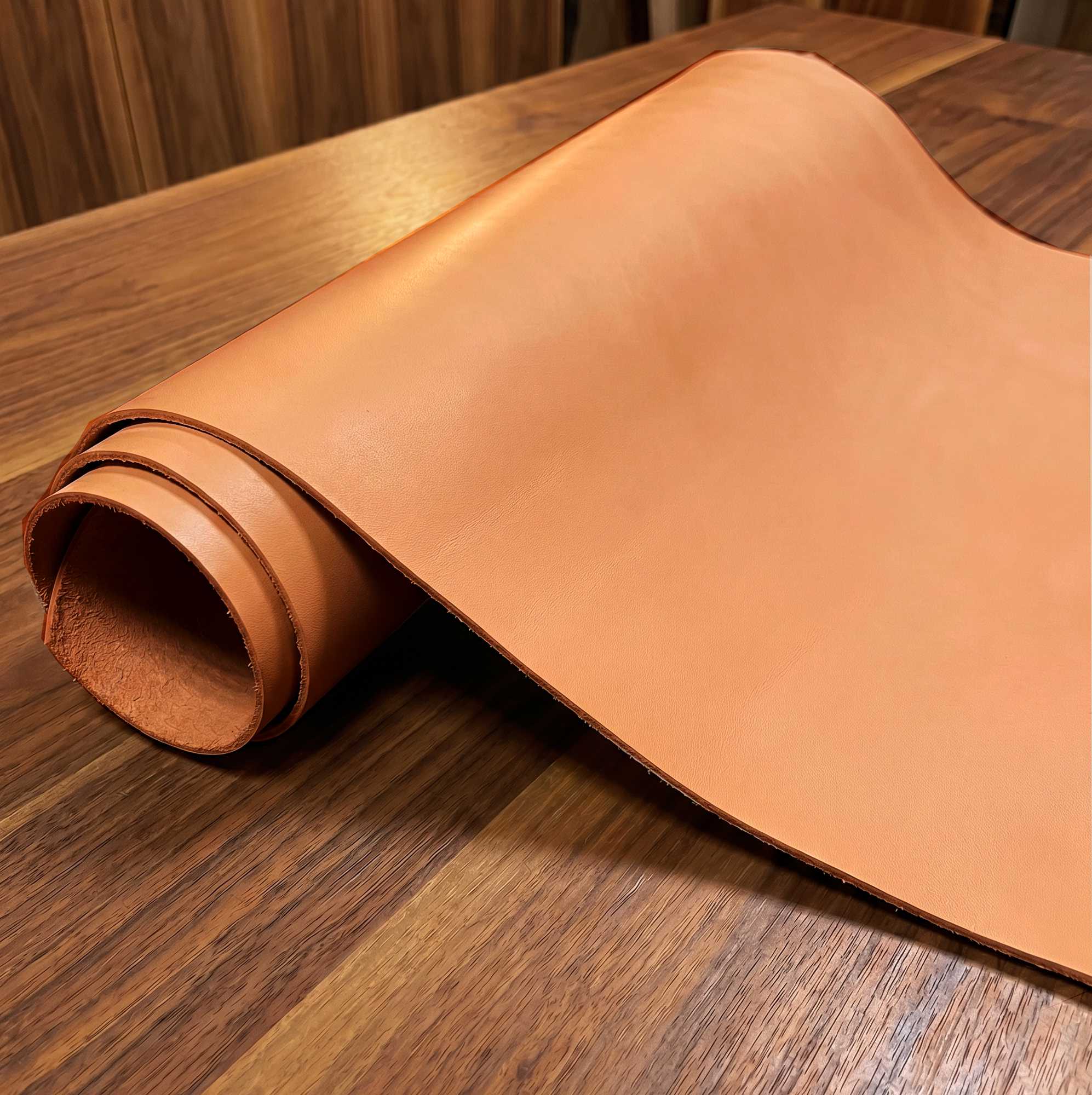 GENUINE LEATHER col. Honey