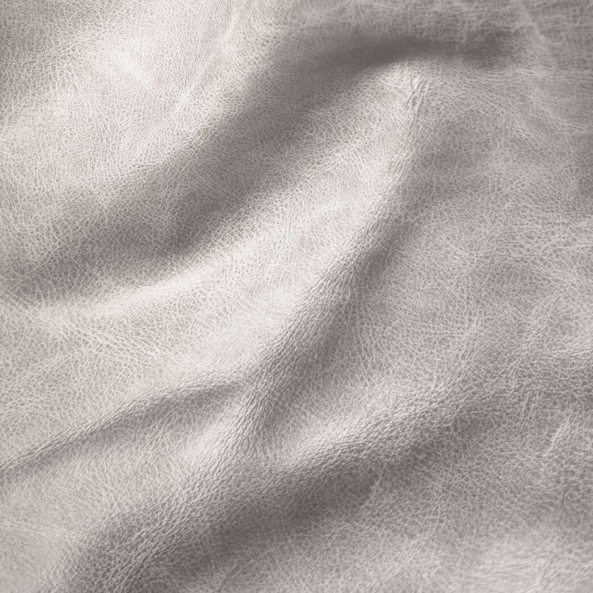 Pelle Stone Grey 7006 drappeggiata – vera pelle a superficie naturale irregolare, colore grigio