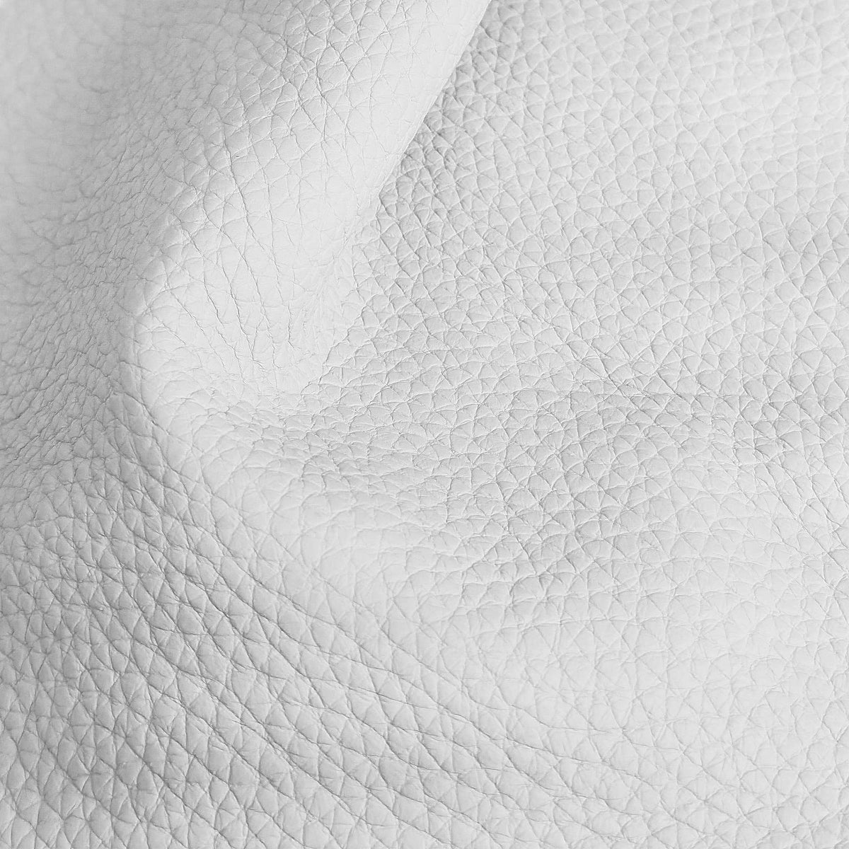 Pelle Pamplona Light Grey 6501 – vera pelle ad alto spessore e stampa marcata in drappeggio