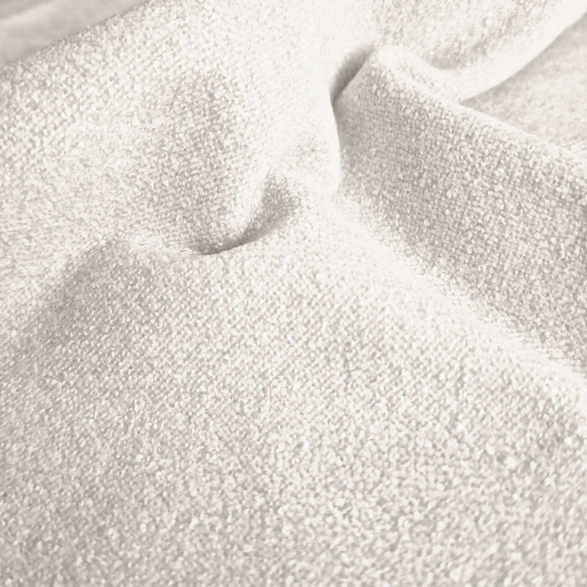 Tessuto Amy Silver am121 drappeggiato – micro bouclé vellutato, colore grigio perla