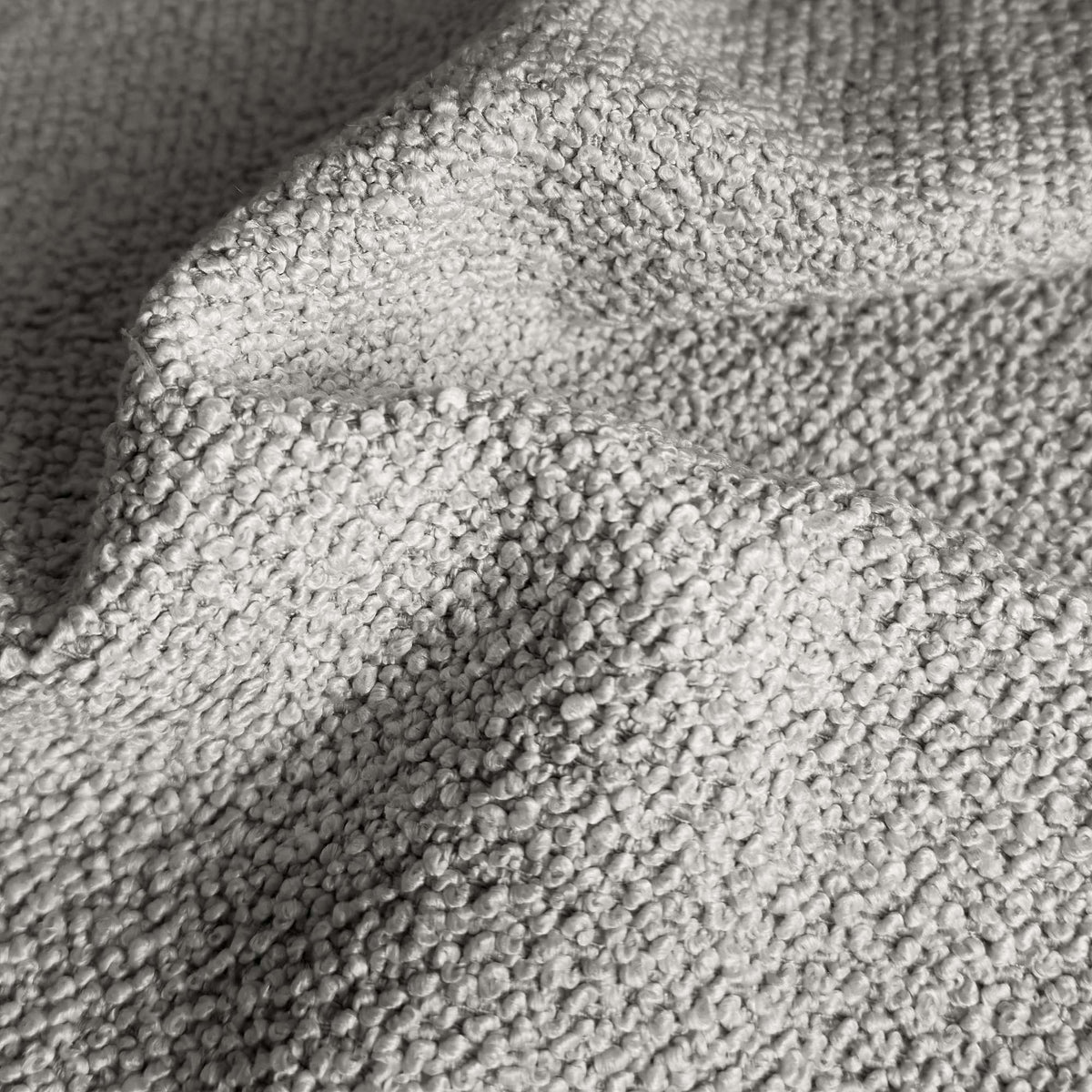Tessuto Bardot Light Grey ba120 drappeggiato – tessuto bouclé, colore grigio