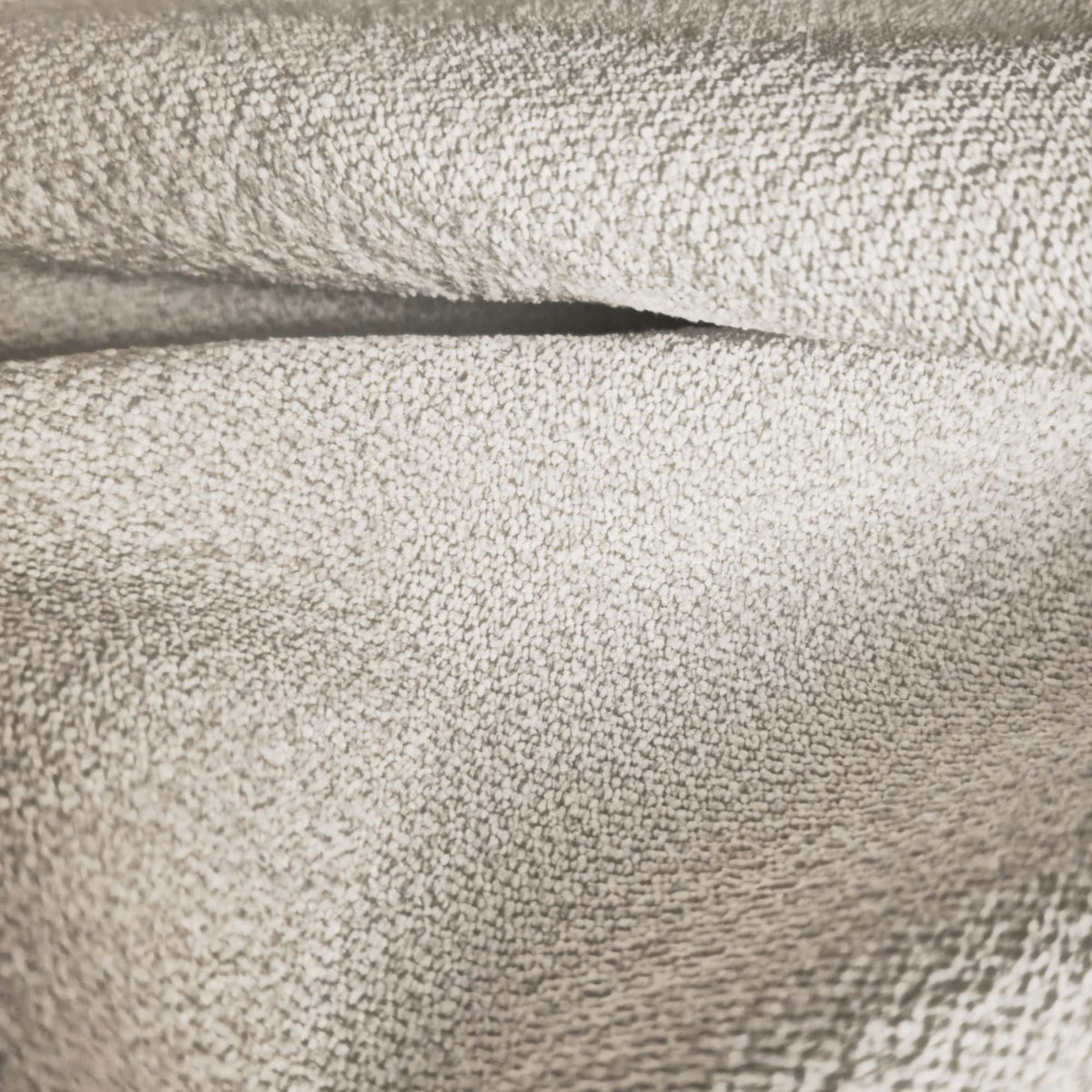 Tessuto Campbell Nature 01 drappeggiato – tessuto vellutato dalla texture compatta, colore greige