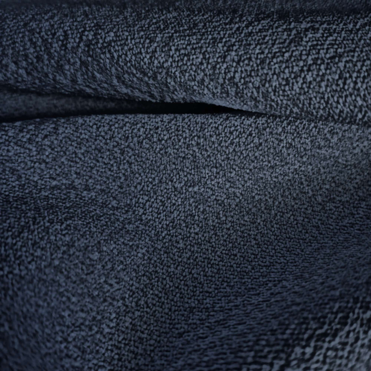Tessuto Campbell Navy ca10 drappeggiato – tessuto vellutato dalla texture compatta, colore blu notte