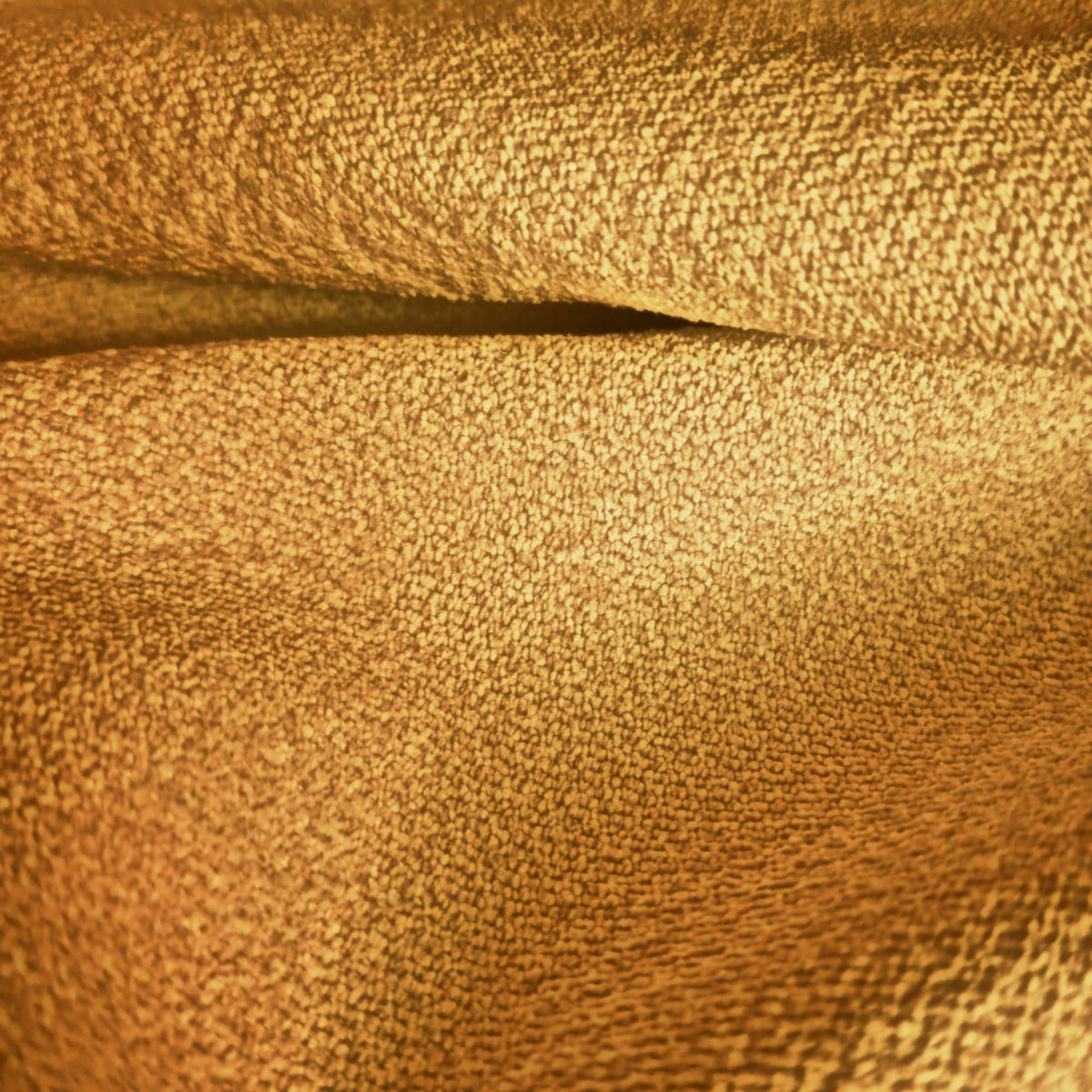 Tessuto Campbell Mustard ca520 drappeggiato – tessuto vellutato dalla texture compatta, colore giallo senape